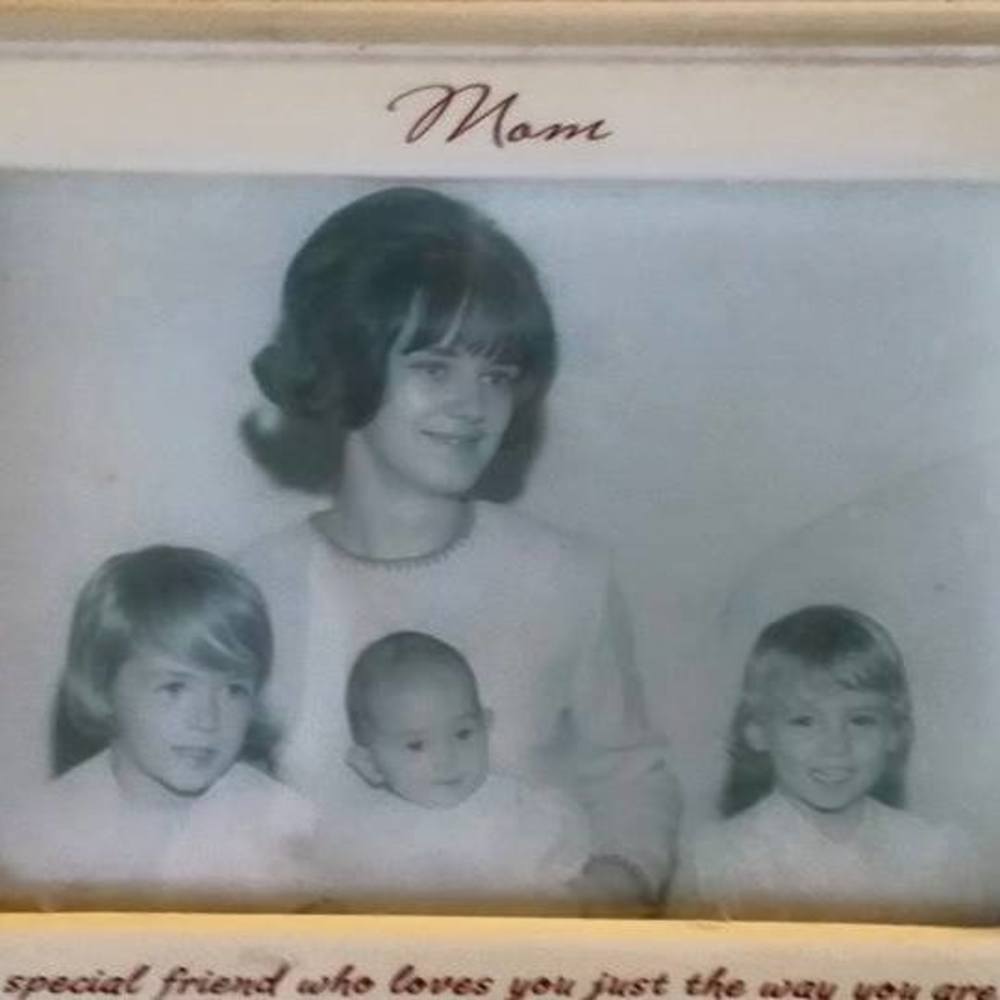 Meet your Posher, Shelly